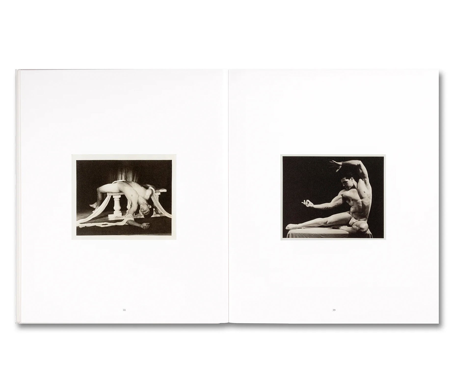 PHYSIQUE by Vince Aletti