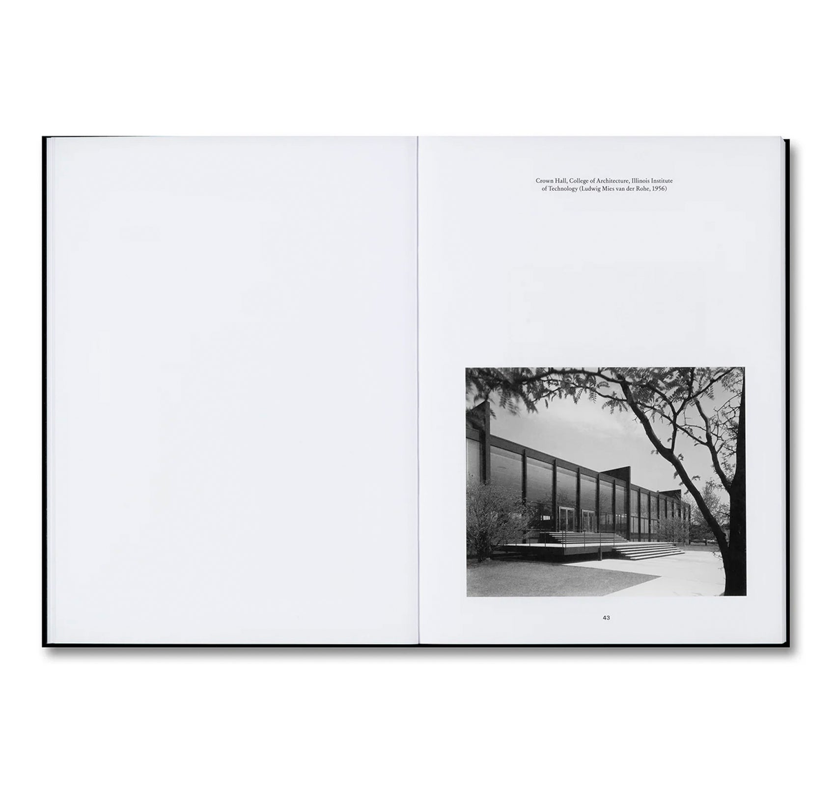 THE COLOR BLACK: ANTINOMIES OF A COLOR IN ARCHITECTURE AND ART by Mohsen Mostafavi, Max Raphael