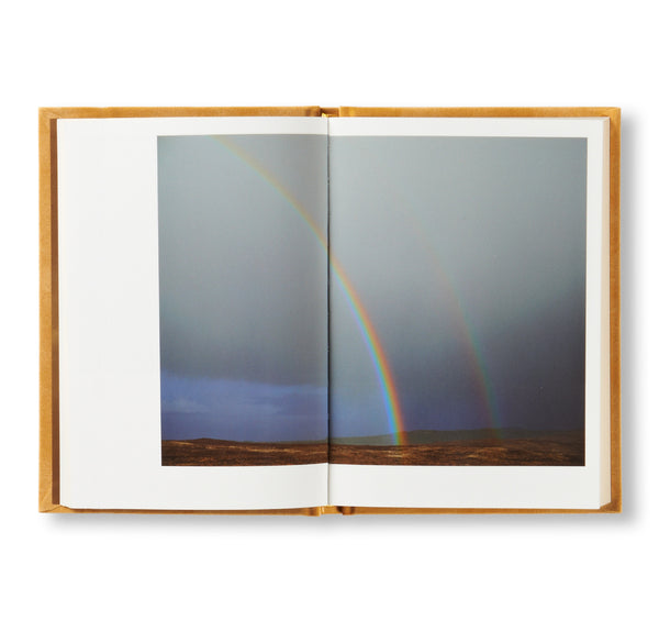 アート・デザイン・音楽 DOES YELLOW RUN FOREVER? by Paul Graham Paul Graham: 'Does Yellow Run Forever?' - The New York Times