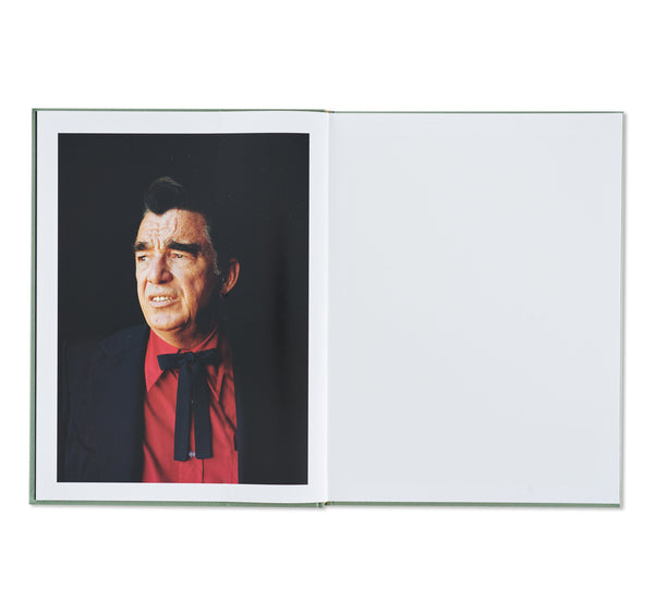 William Eggleston 5×7 5 X 7 by William Eggleston – twelvebooks