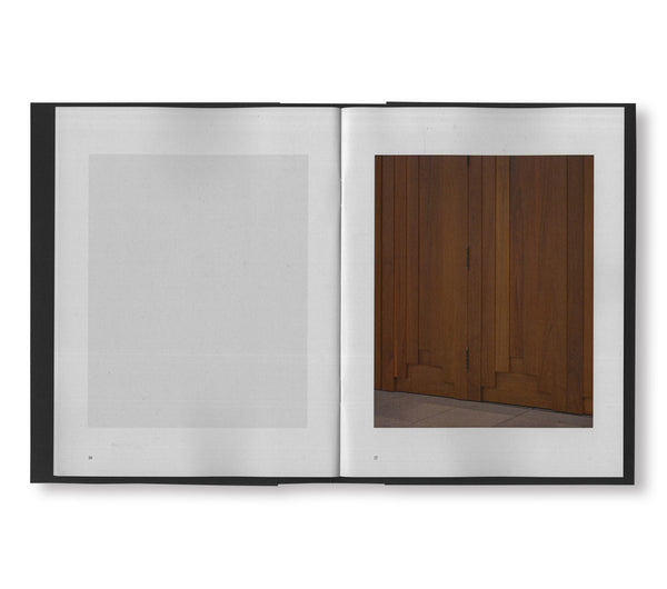 ぽんず　House on the hill THE HOUSE ON THE HILL by Jørn Aagaard – twelvebooks