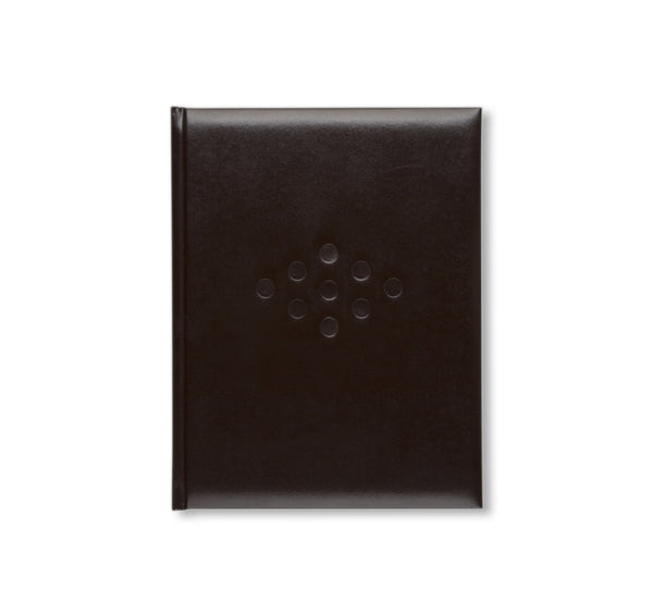 GUT HOLZ by Fabienne Eggelhöfer GUT HOLZ by Fabienne Eggelhöfer, Monica Lutz – twelvebooks