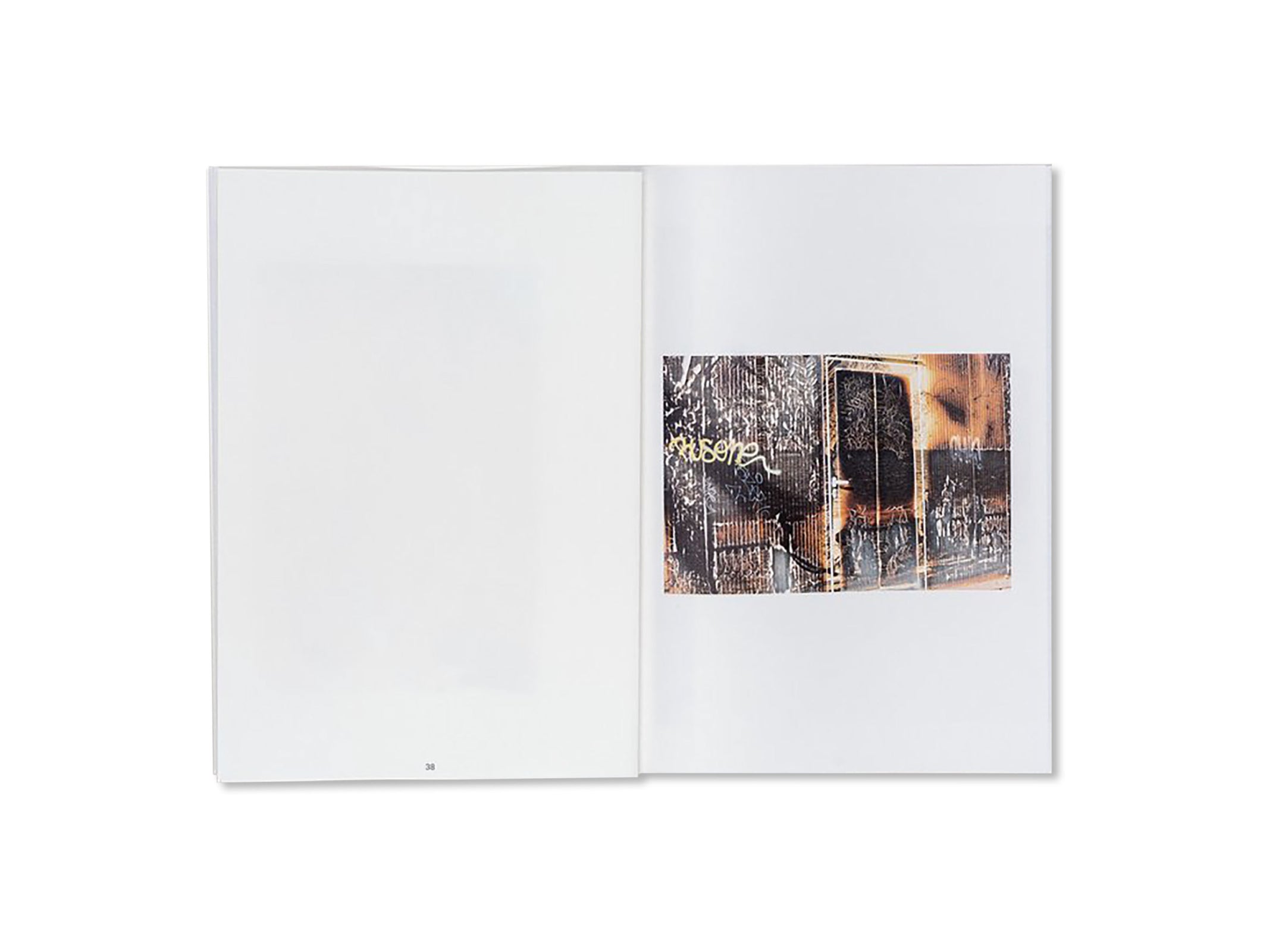 SOL by Ricardo Cases