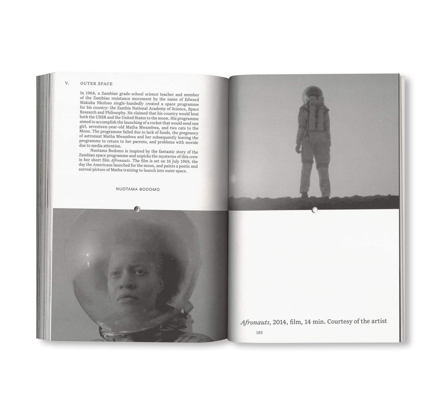 SPACE IS THE PLACE - CURRENT REFLECTIONS ON ART AND ARCHITECTURE by Lukas Feireiss