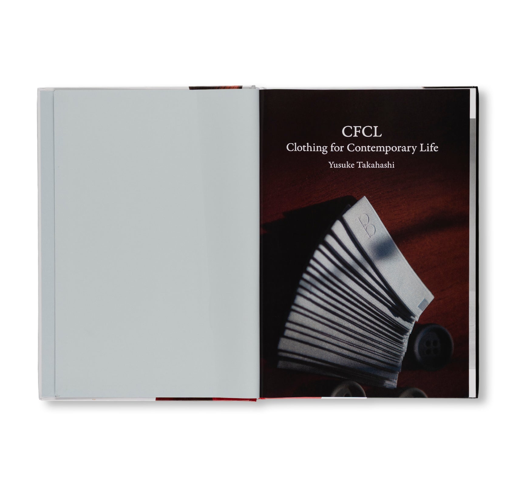 CFCL: CLOTHING FOR CONTEMPORARY LIFE by CFCL [STANDARD EDITION]