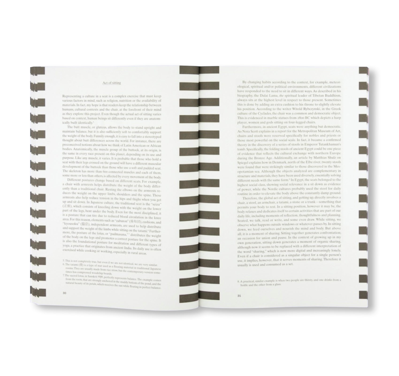 CROSS CULTURAL CHAIRS: 8 CHAIRS FROM 8 COUNTRIES: DIVERSIFYING MODERN SEATING by Matteo Guarnaccia [THIRD PRINTING]