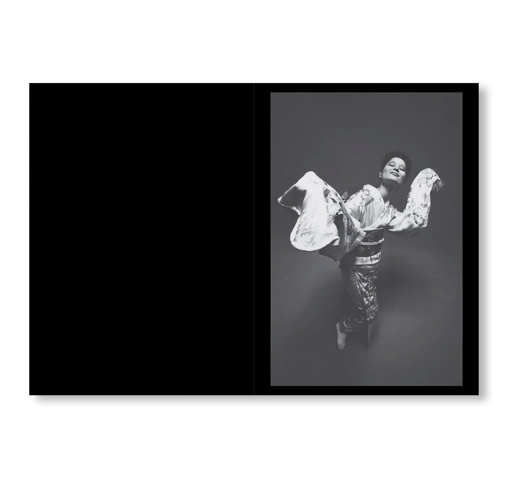 ONE PICTURE BOOK TWO #45: KIMONO by Eikoh Hosoe