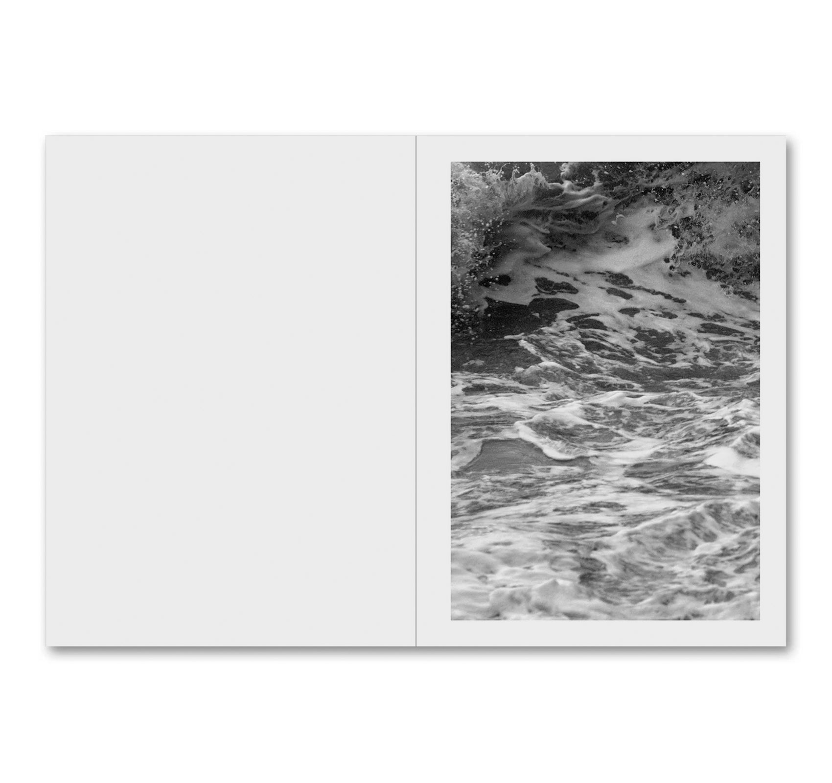 LA CASA ISLA by Anne Golaz