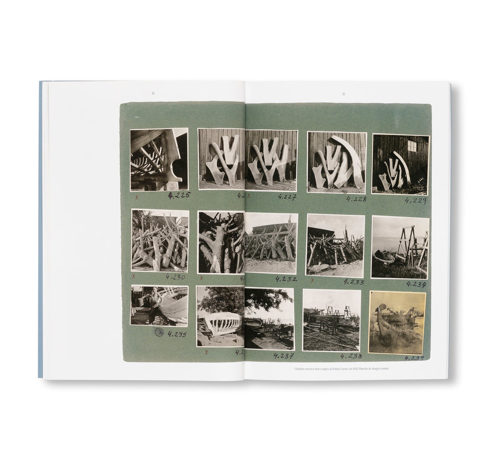 AGNÈS VARDA. LA POINTE COURTE, DES PHOTOGRAPHIES AU FILM by Agnès Varda