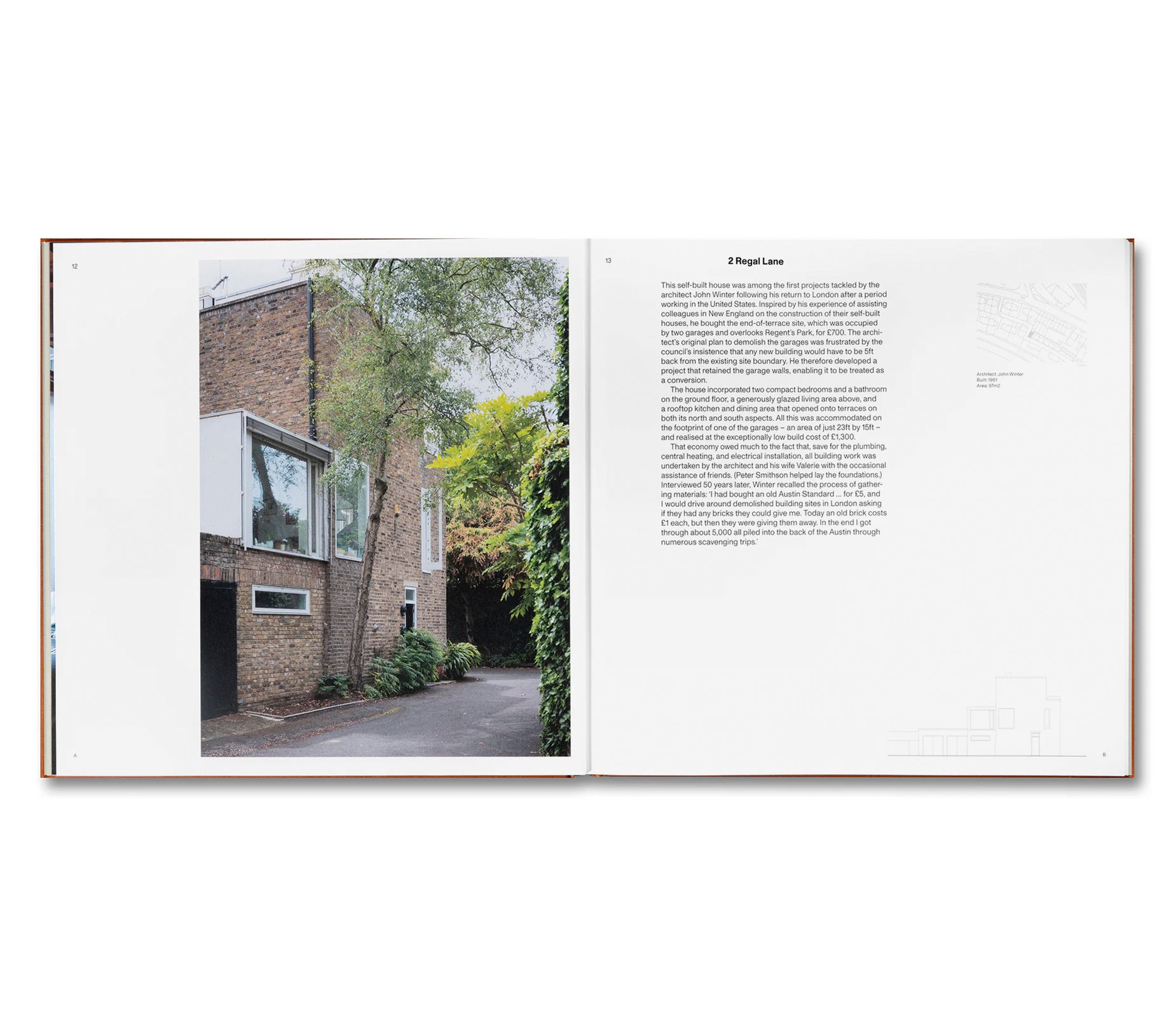 AT HOME IN LONDON: THE MEWS HOUSE by Ellis Woodman