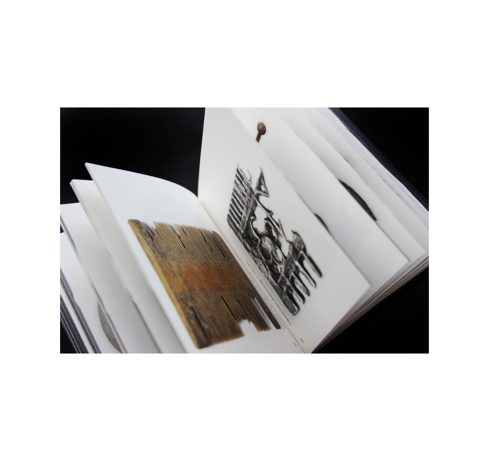 ONDER / UNDER AMSTERDAM by Irma Boom, Frederik Pesch