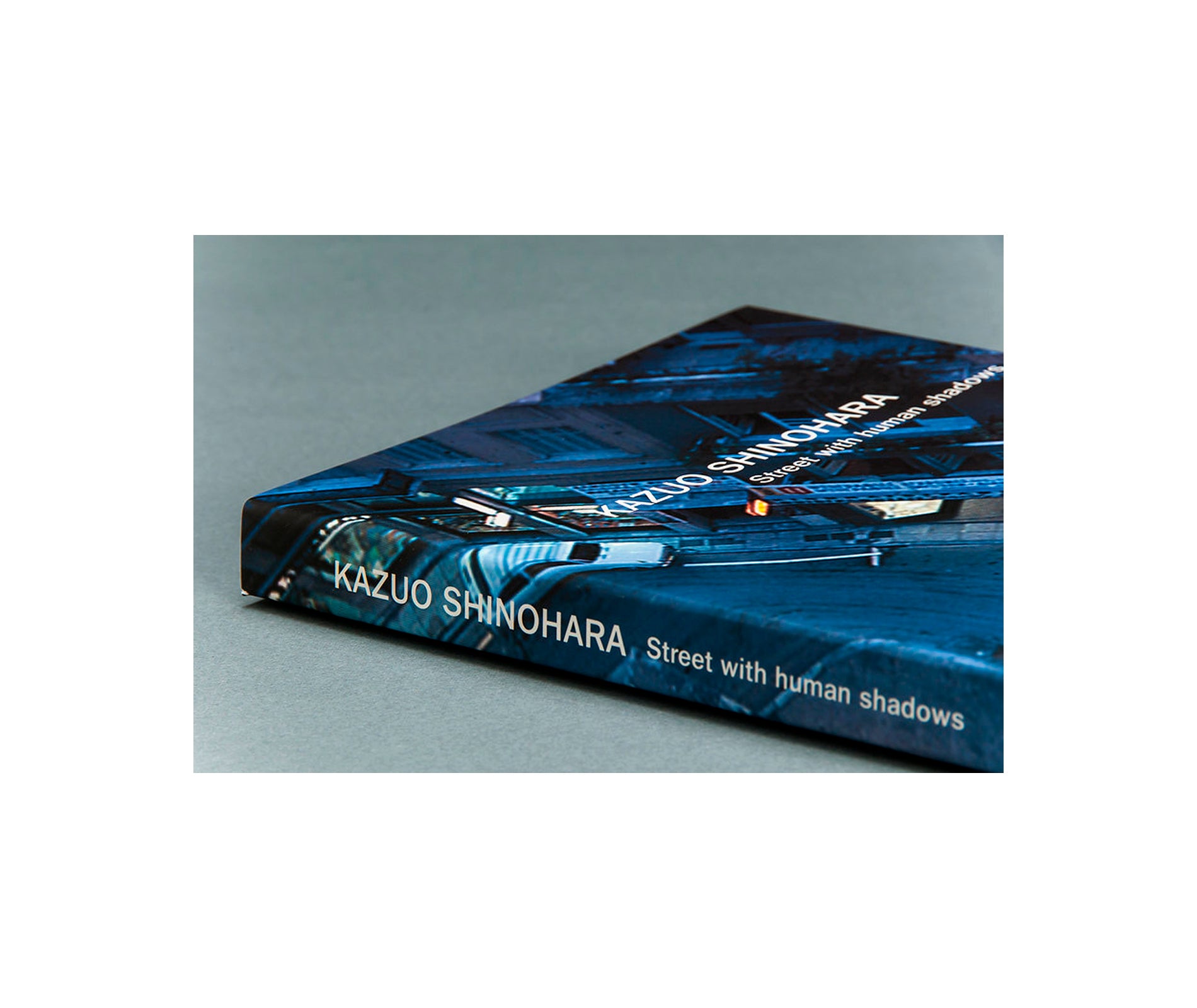 STREET WITH HUMAN SHADOW - SELECTED WORKS / 通りと人影 - 作品選 by Kazuo Shinohara