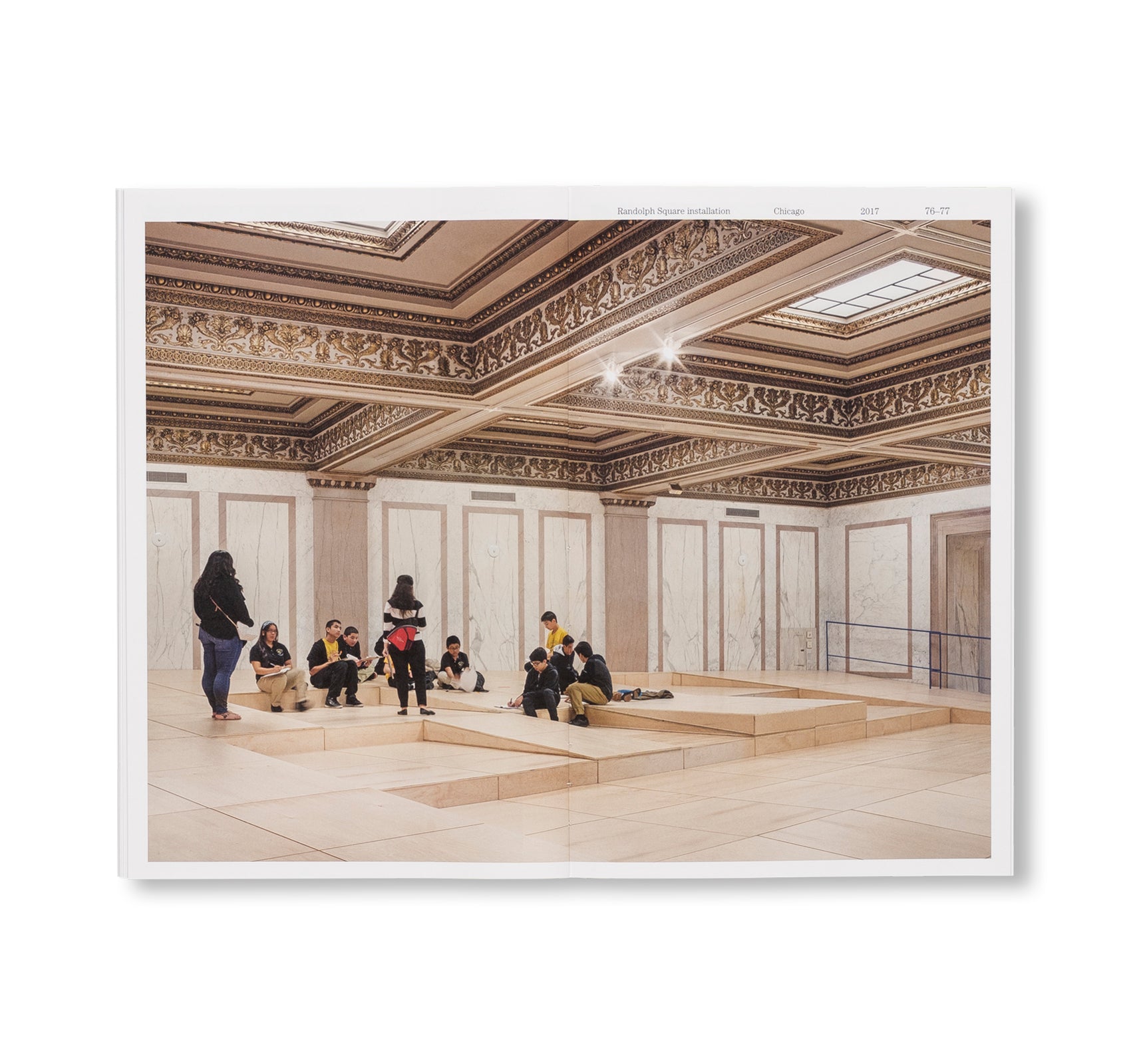 SUSPENDED MOMENT: THE ARCHITECTURE OF FRIDA ESCOBEDO by Frida Escobedo [ENGLISH EDITION]