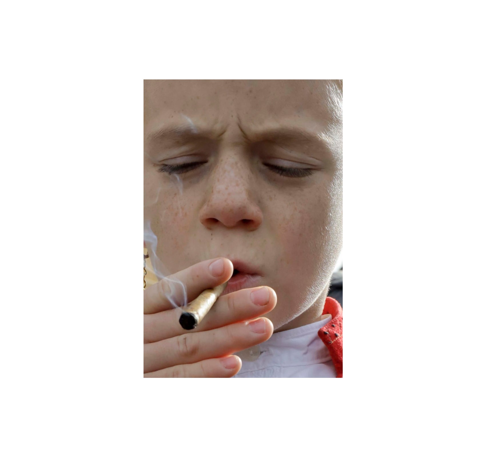 SMOKE by Kris Lüdi