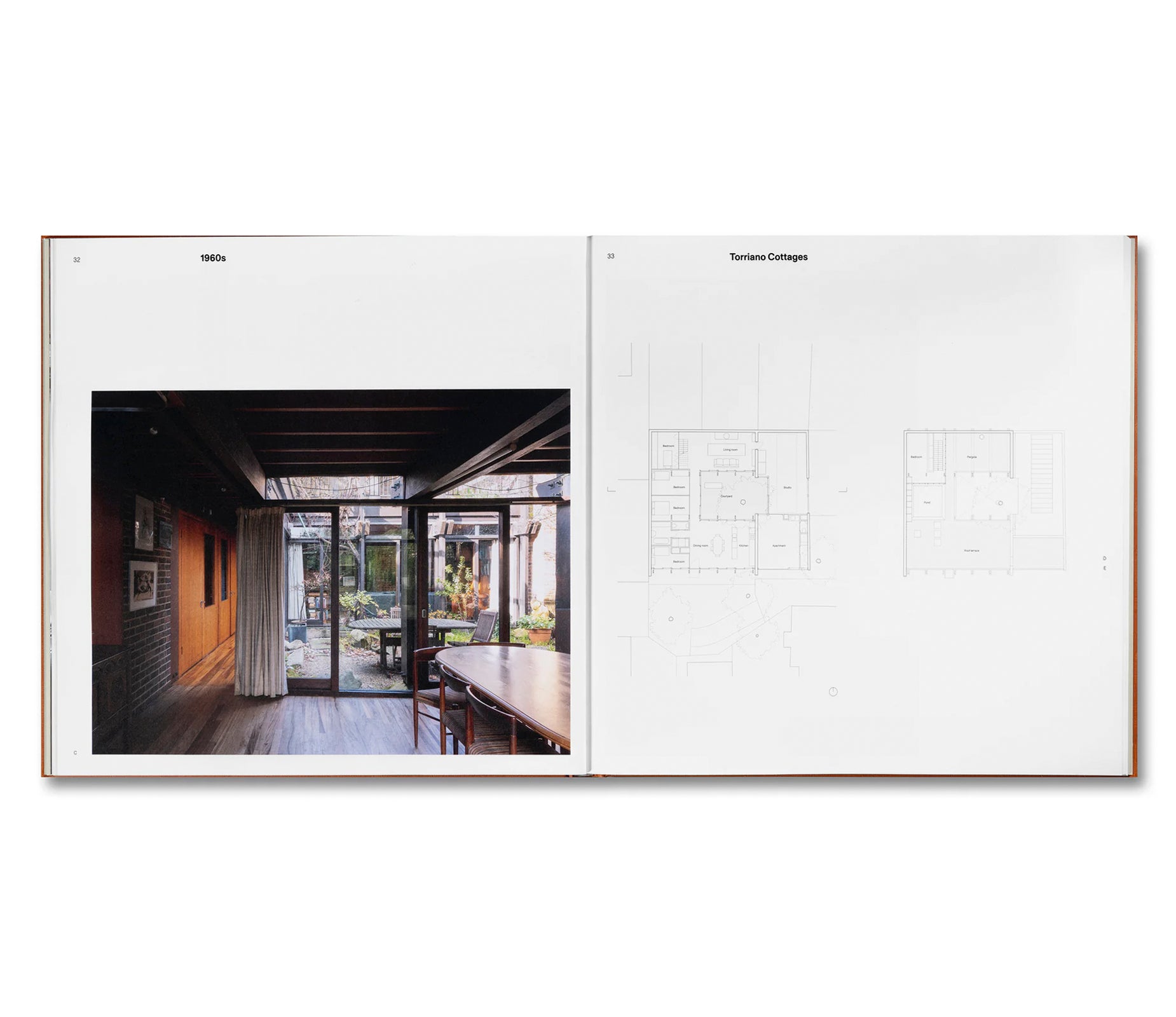 AT HOME IN LONDON: THE MEWS HOUSE by Ellis Woodman