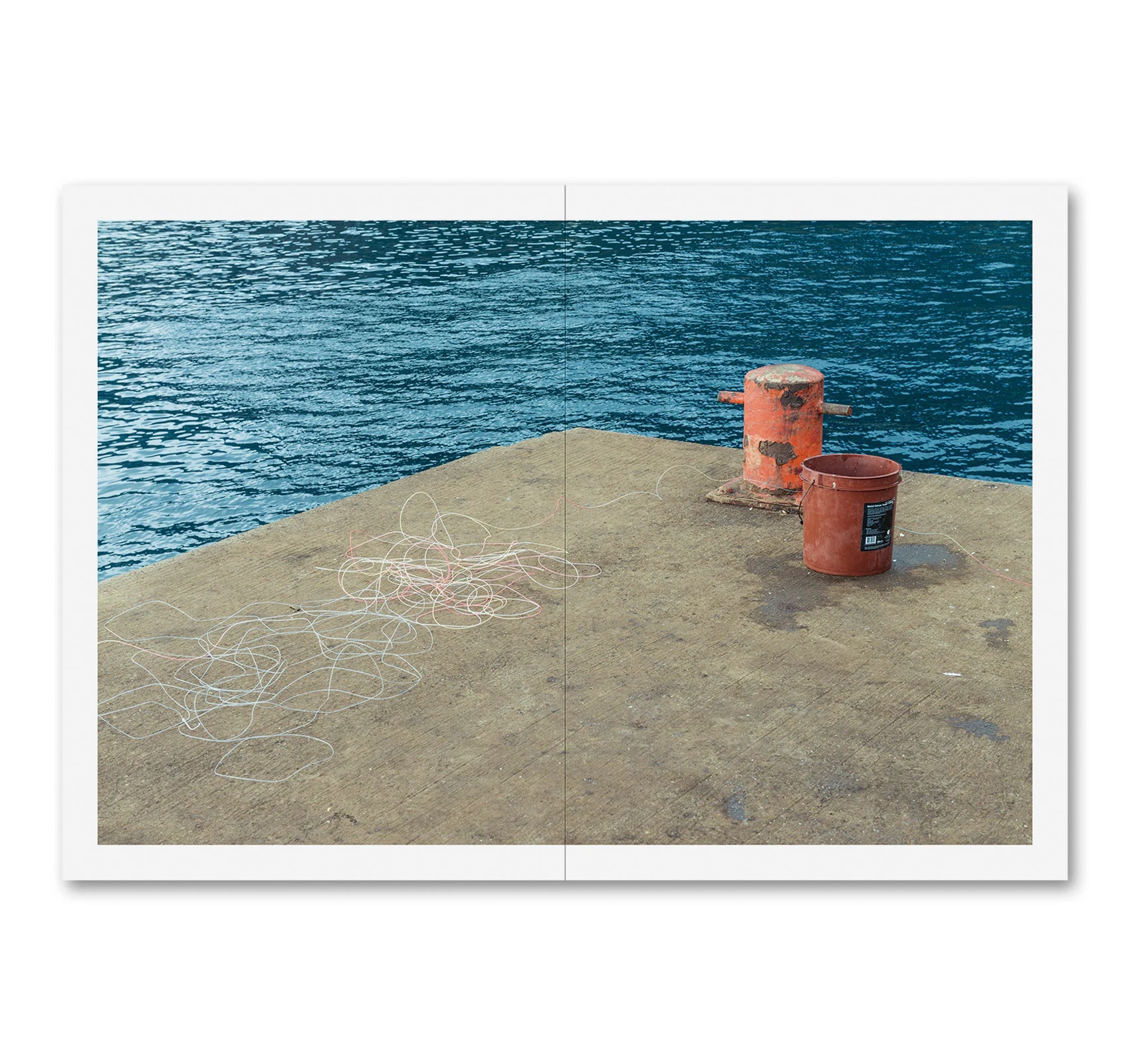 LA CASA ISLA by Anne Golaz