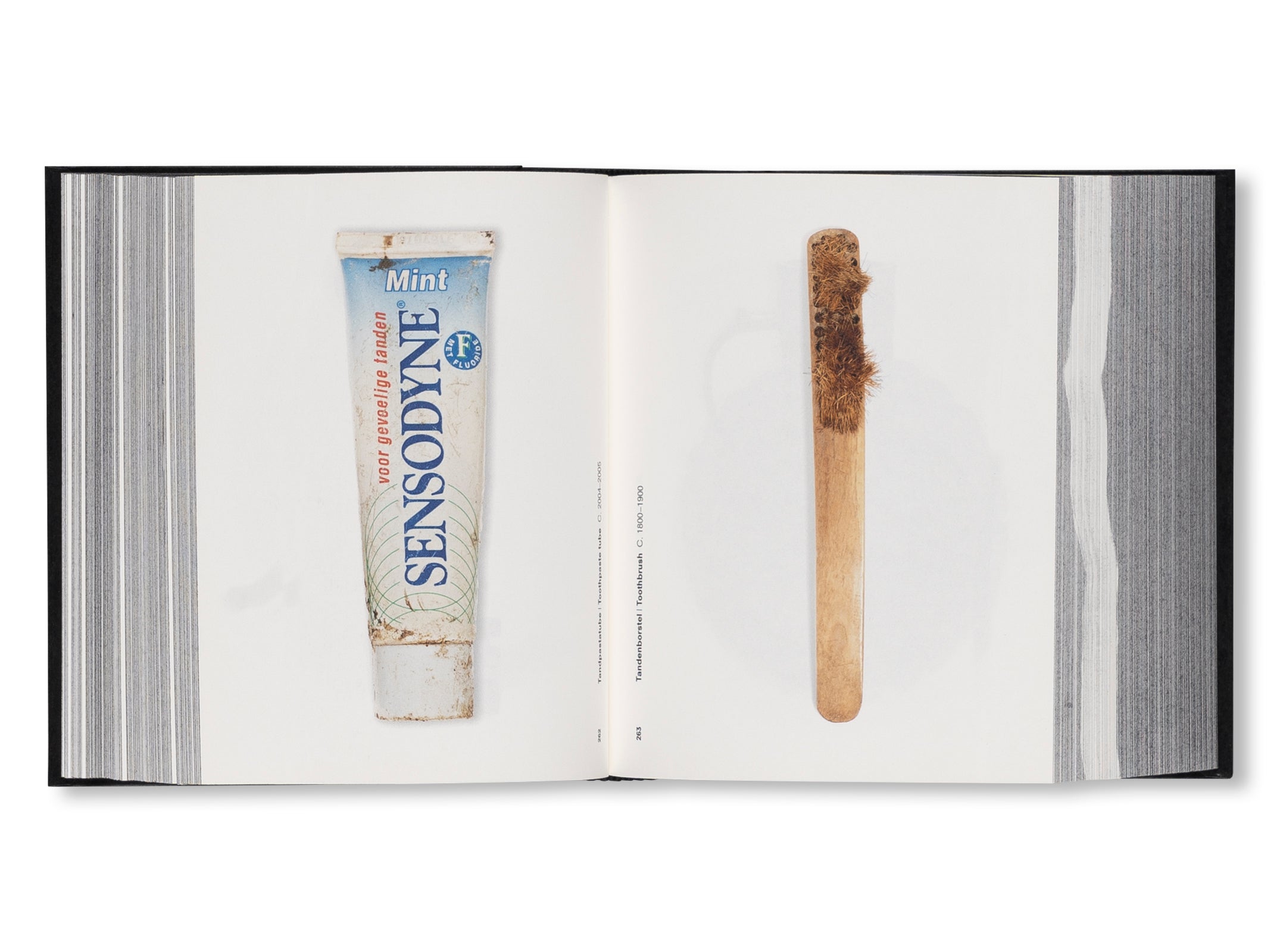 ONDER / UNDER AMSTERDAM by Irma Boom, Frederik Pesch