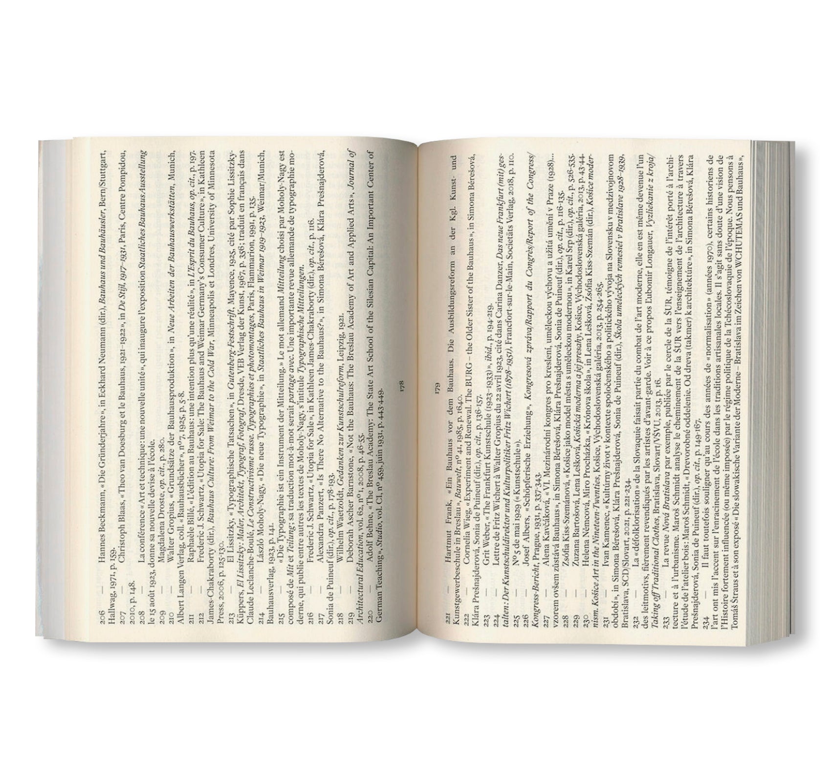 TÉLÉGRAPHES DE L’UTOPIE – L’ART DES AVANT-GARDES EN EUROPE CENTRALE 1918-1939 by Sonia de Puineuf [FRENCH EDITION]