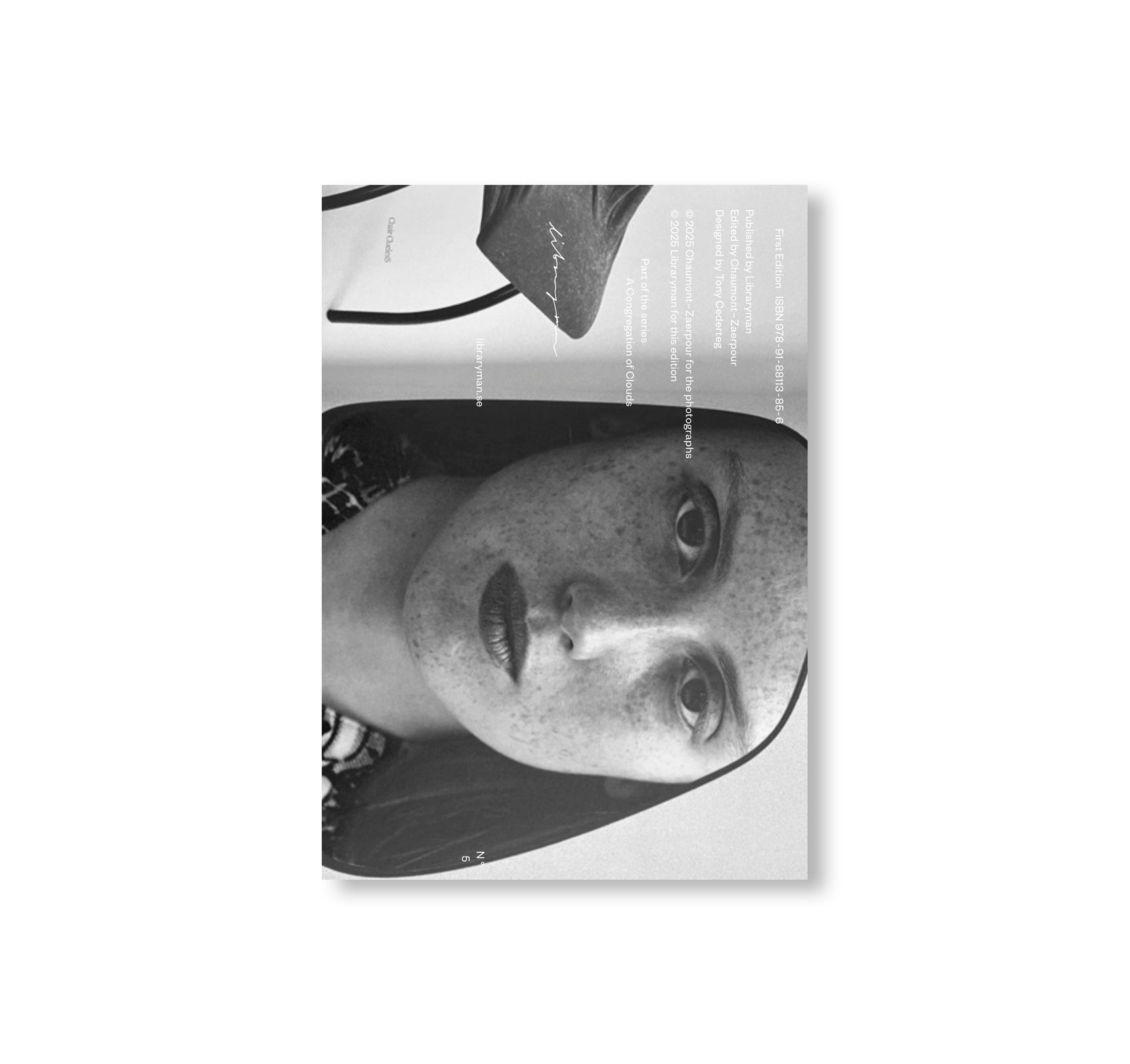 A CONGREGATION OF CLOUDS - A BOX SET OF ZINES BY 8 ARTISTS