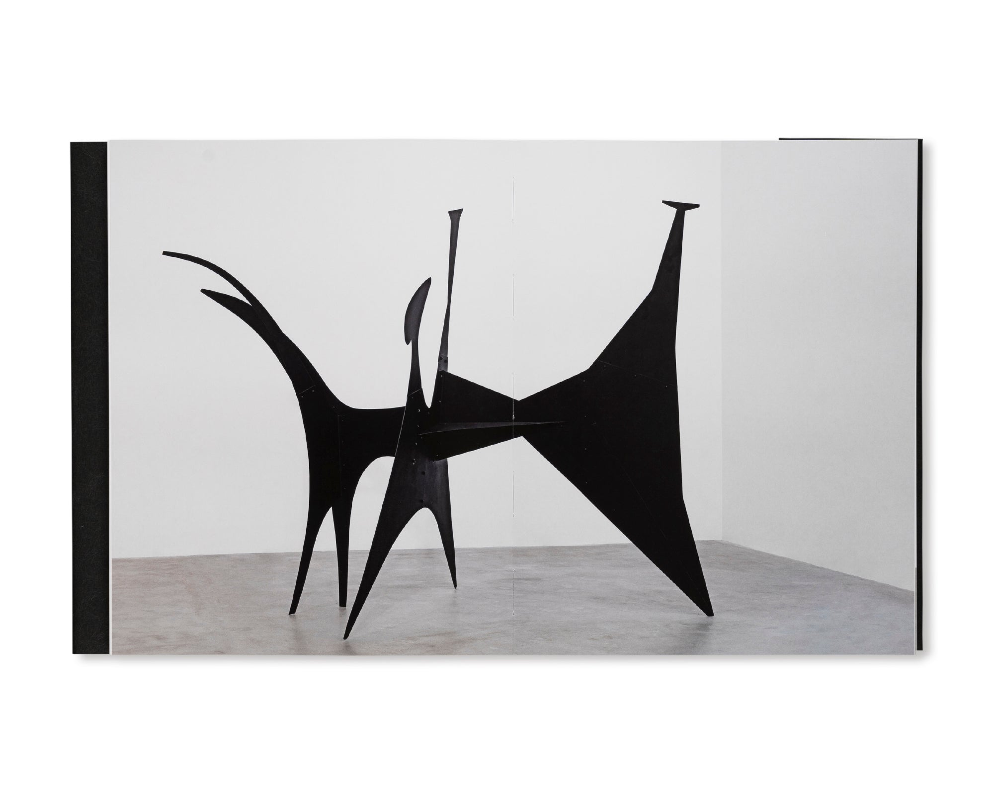 CALDER: UN EFFET DU JAPONAIS by Alexander Calder