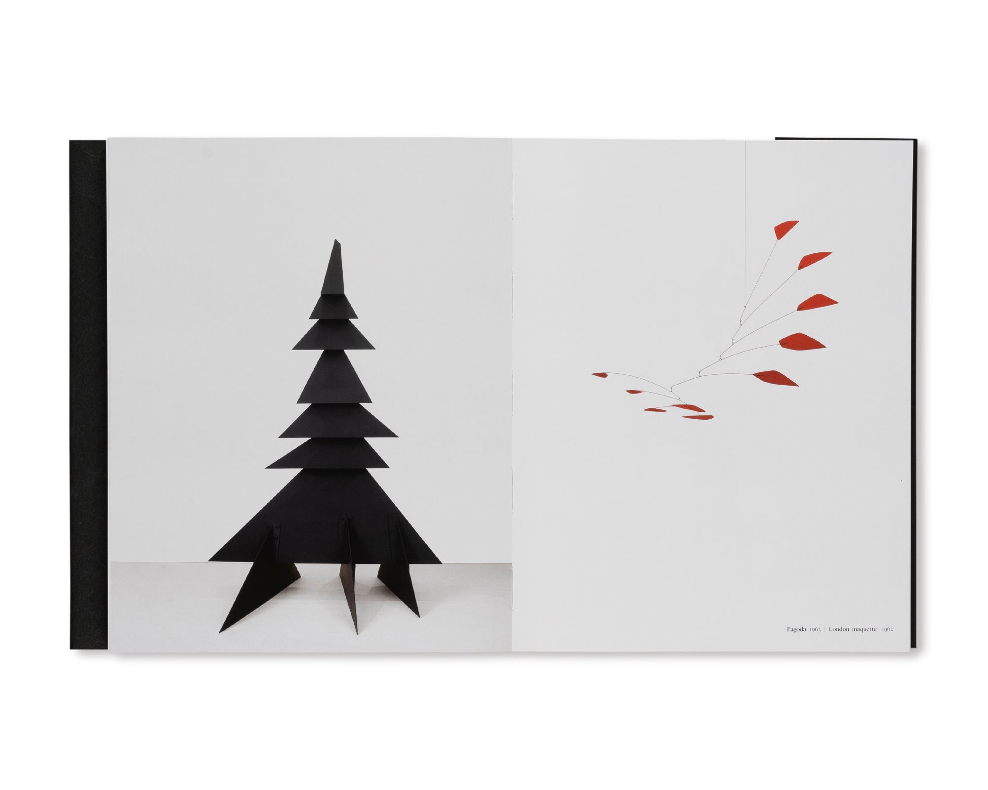 CALDER: UN EFFET DU JAPONAIS by Alexander Calder