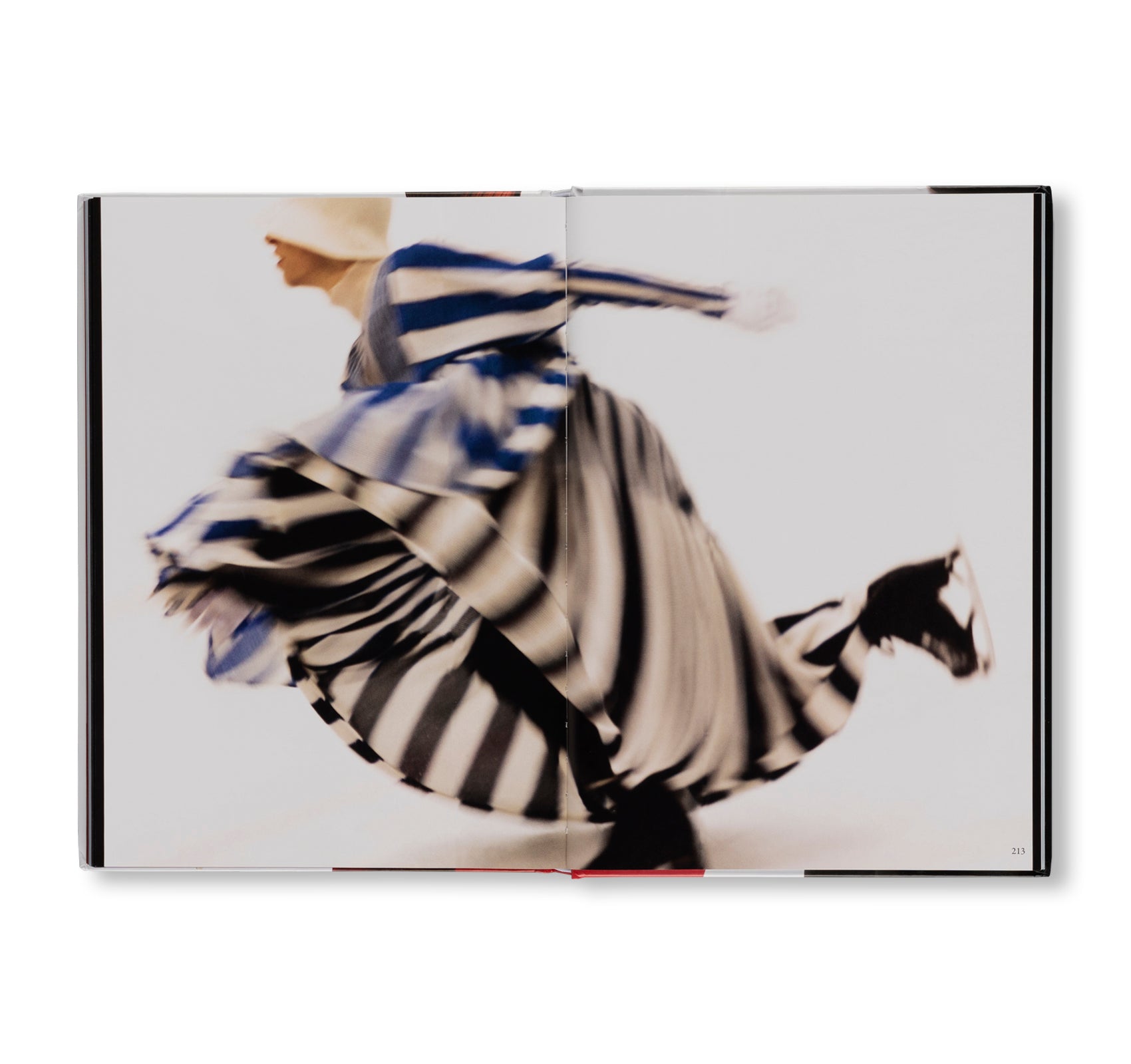 CFCL: CLOTHING FOR CONTEMPORARY LIFE by CFCL [STANDARD EDITION]