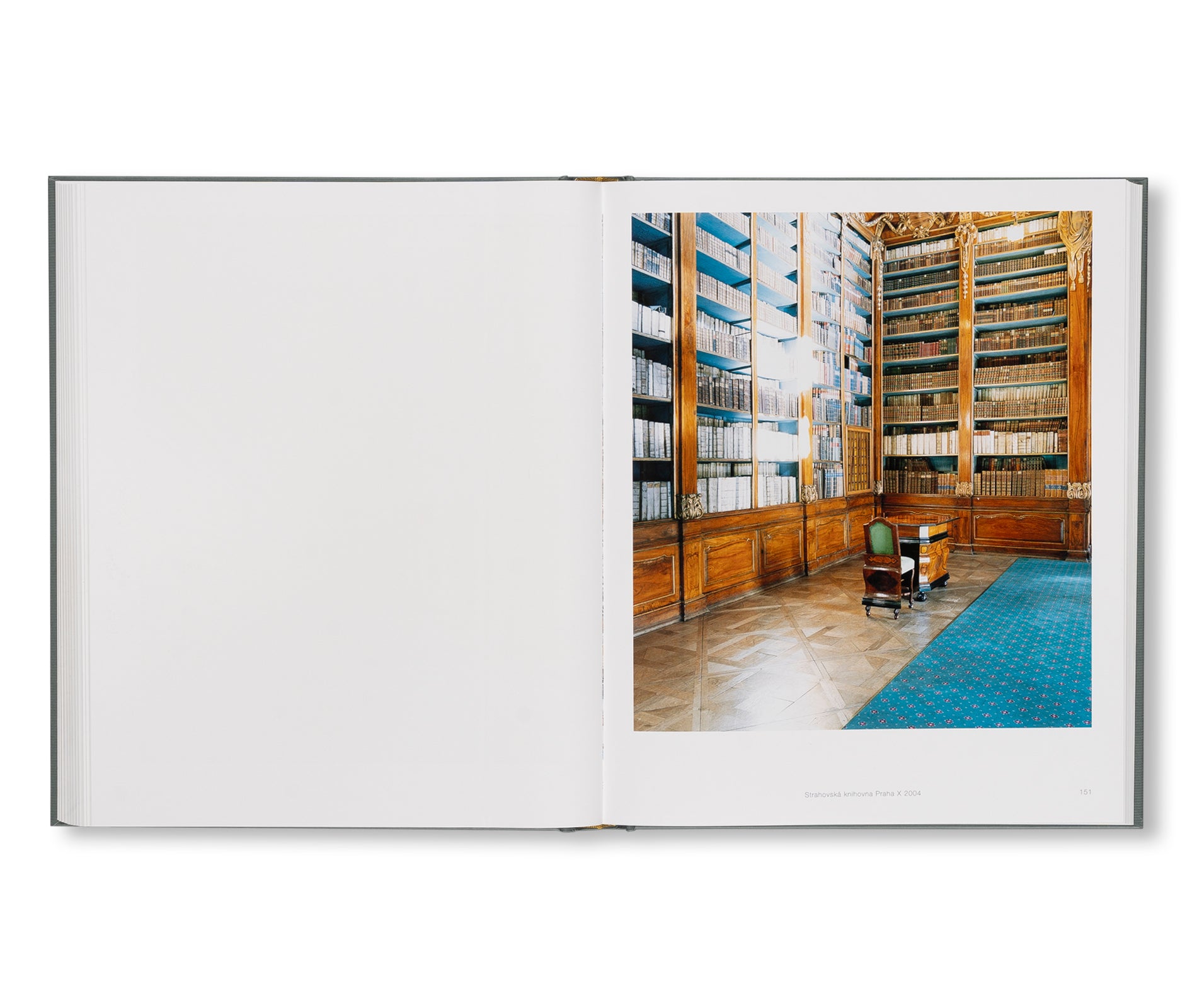 LIBRARIES by Candida Höfer
