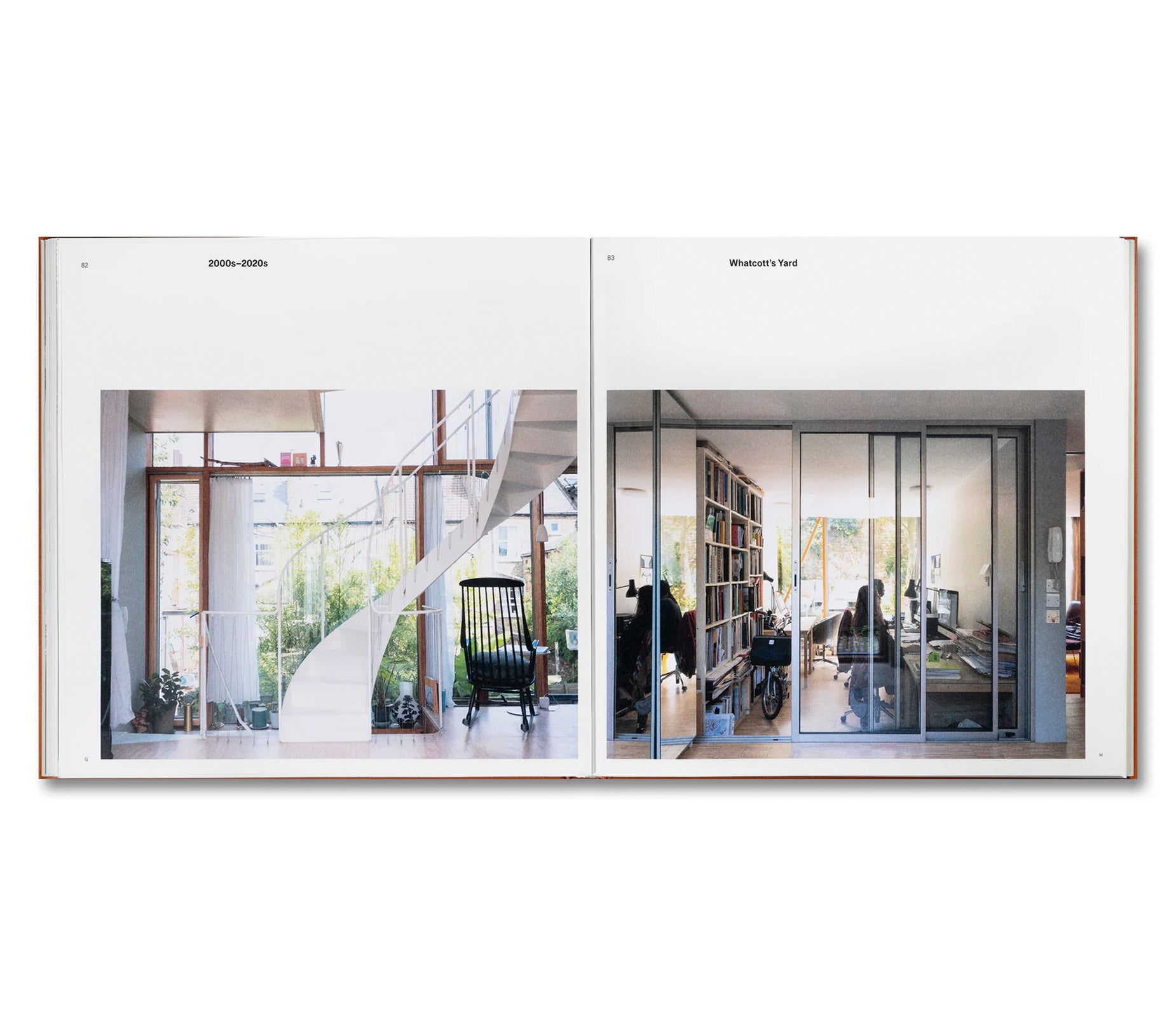 AT HOME IN LONDON: THE MEWS HOUSE by Ellis Woodman