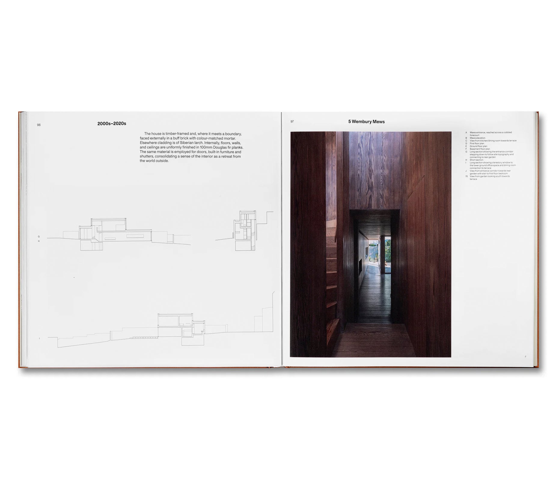AT HOME IN LONDON: THE MEWS HOUSE by Ellis Woodman