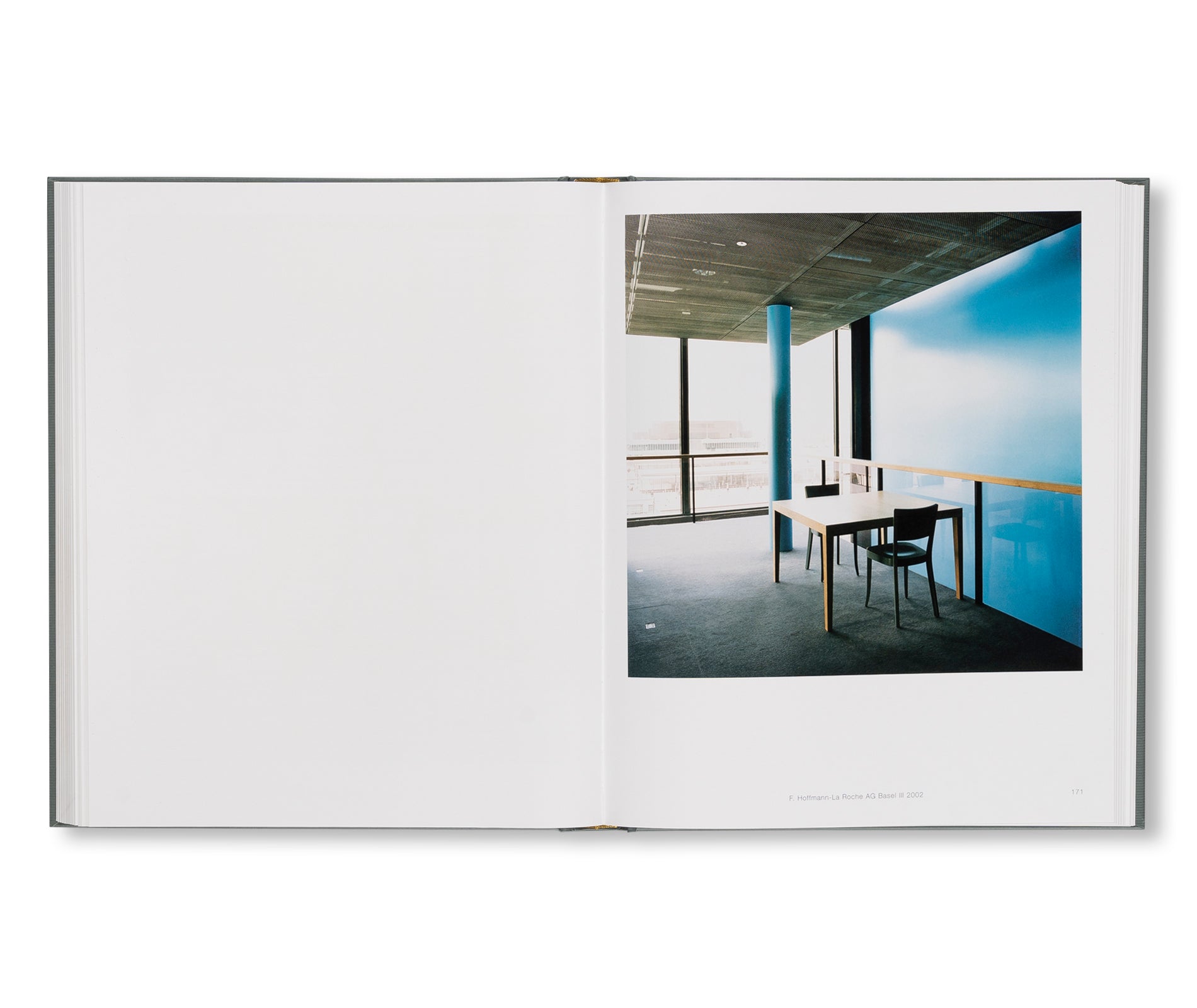 LIBRARIES by Candida Höfer