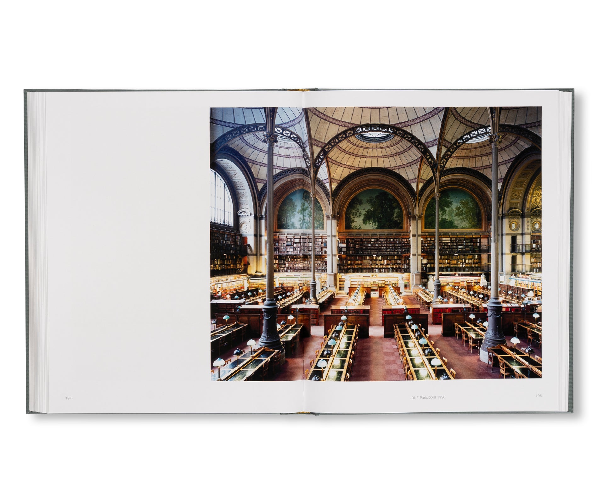 LIBRARIES by Candida Höfer