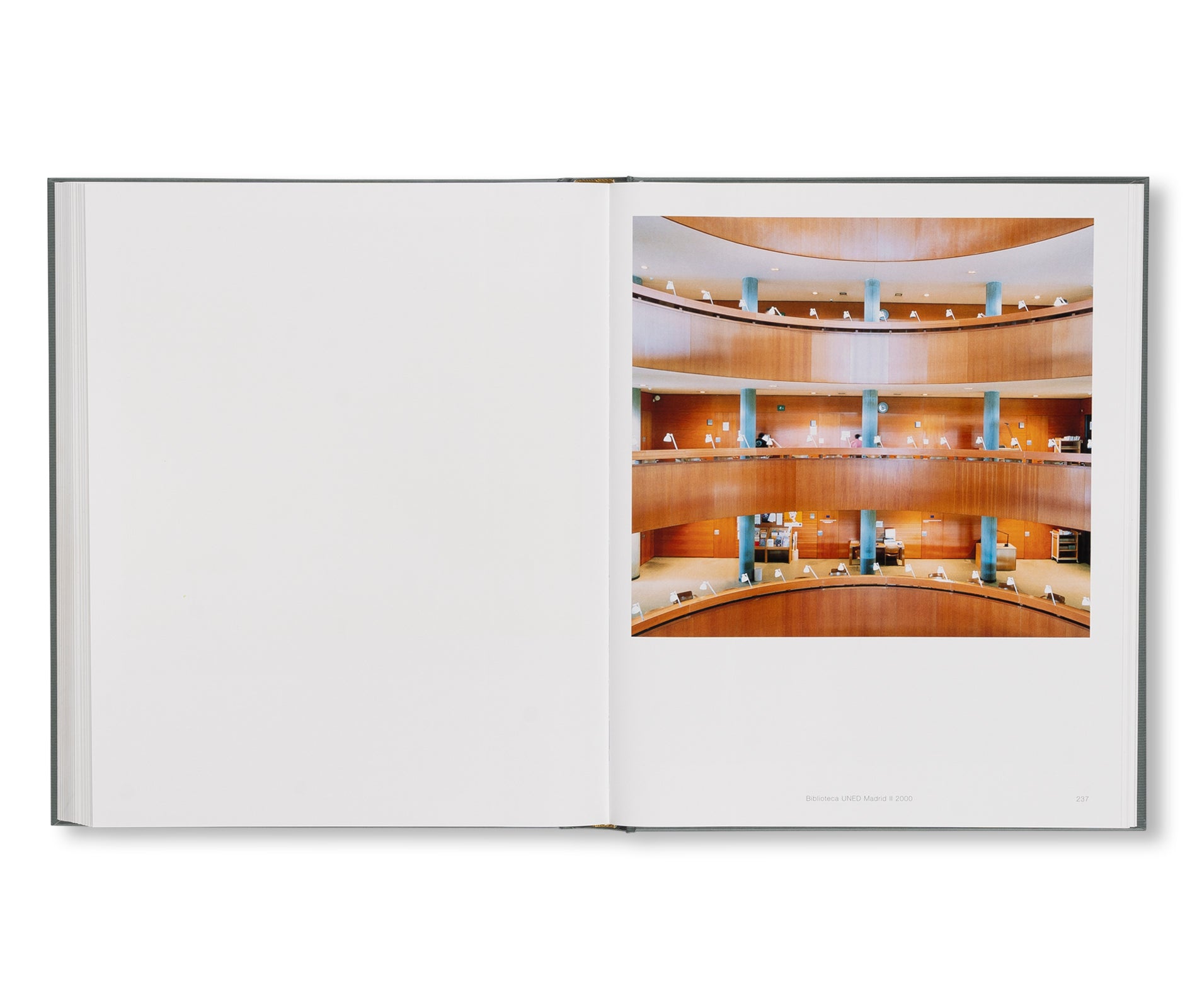 LIBRARIES by Candida Höfer