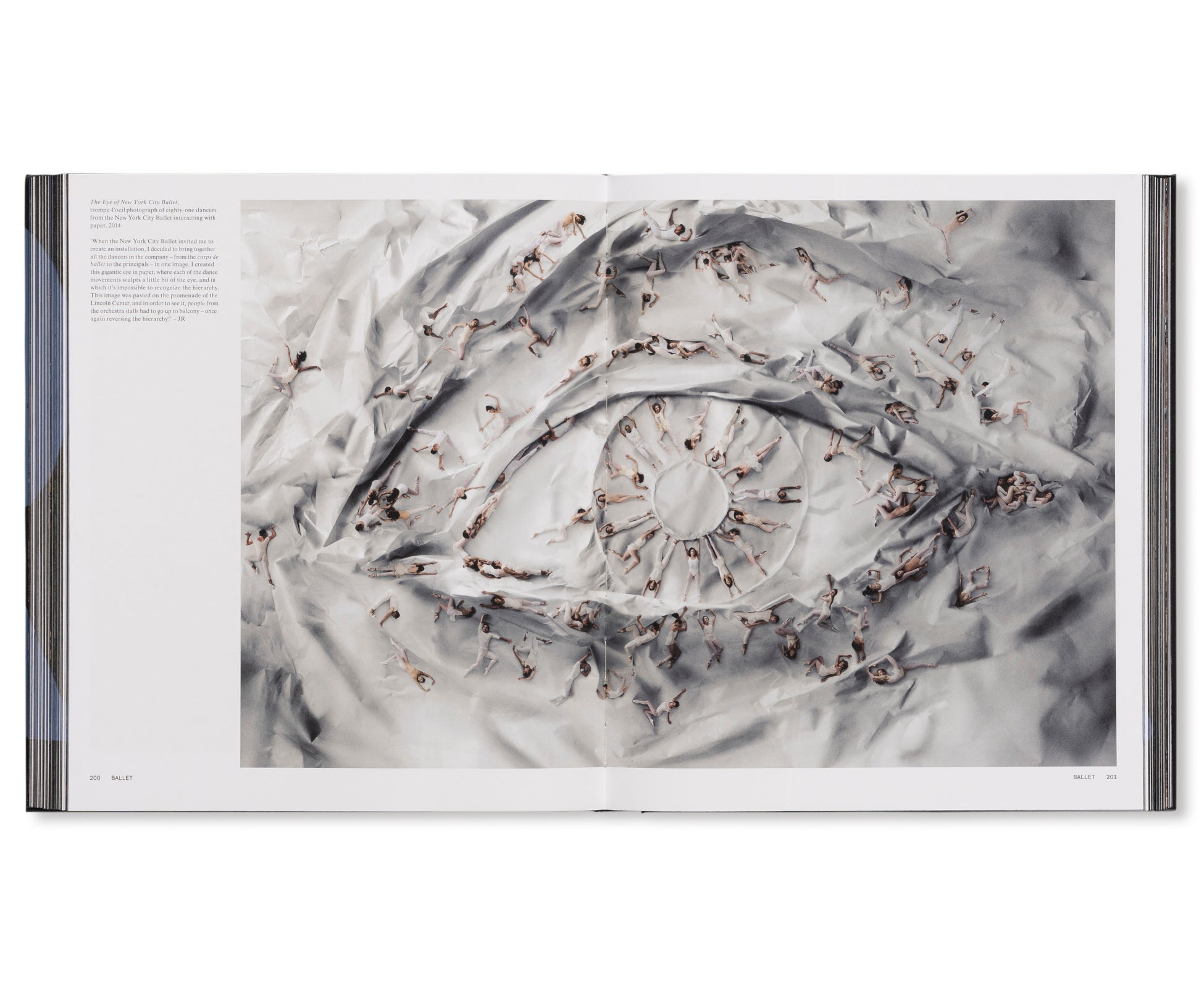JR: CAN ART CHANGE THE WORLD? by JR [REVISED EDITION]