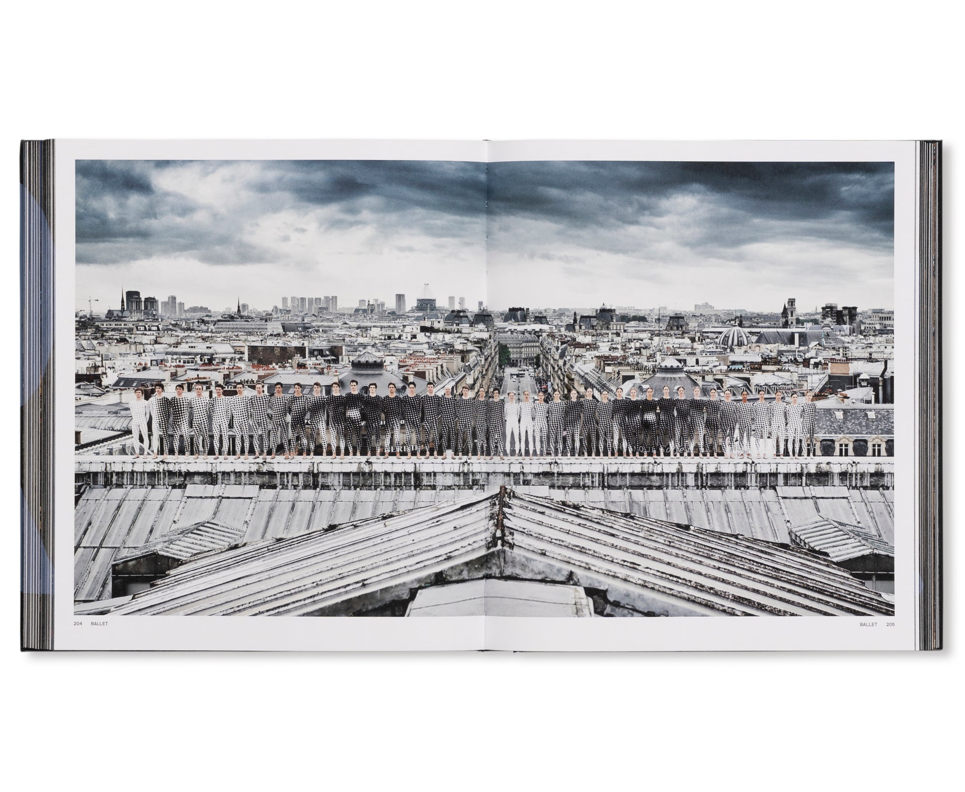 JR: CAN ART CHANGE THE WORLD? by JR [REVISED EDITION]