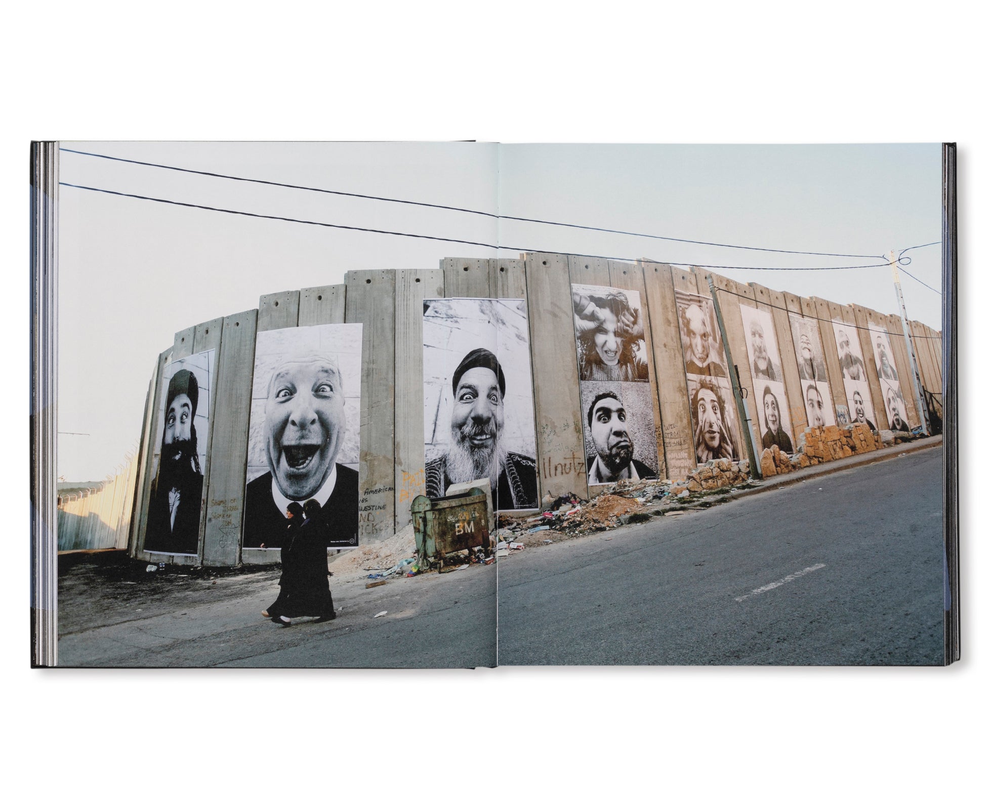 JR: CAN ART CHANGE THE WORLD? by JR [REVISED EDITION]