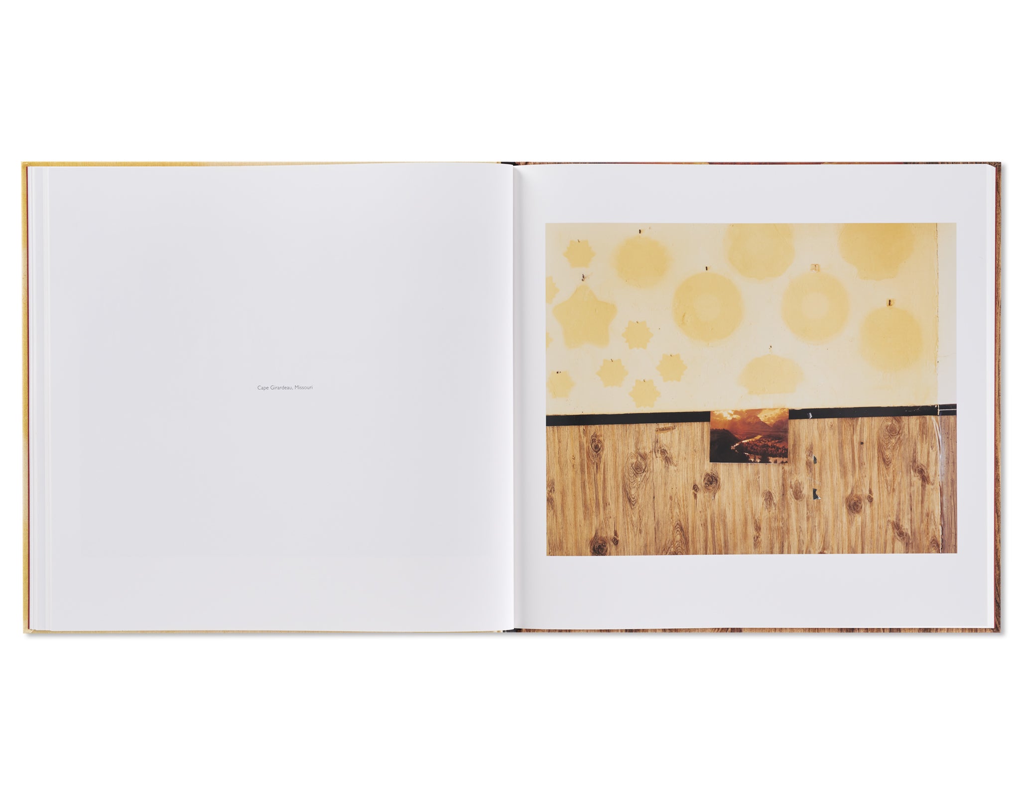 SLEEPING BY THE MISSISSIPPI by Alec Soth [SPECIAL EDITION]