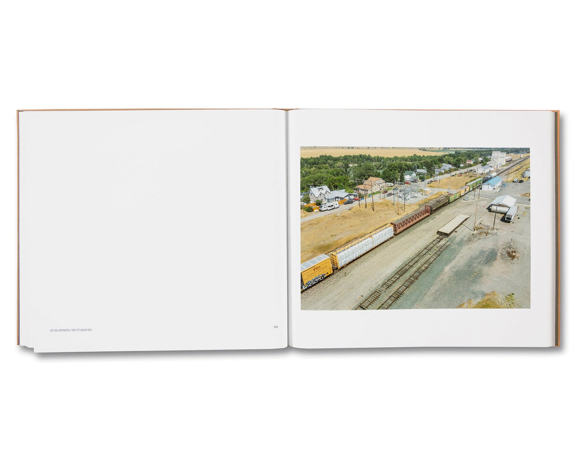 TOPOGRAPHIES: AERIAL SURVEYS OF THE AMERICAN LANDSCAPE by Stephen Shore [SIGNED]